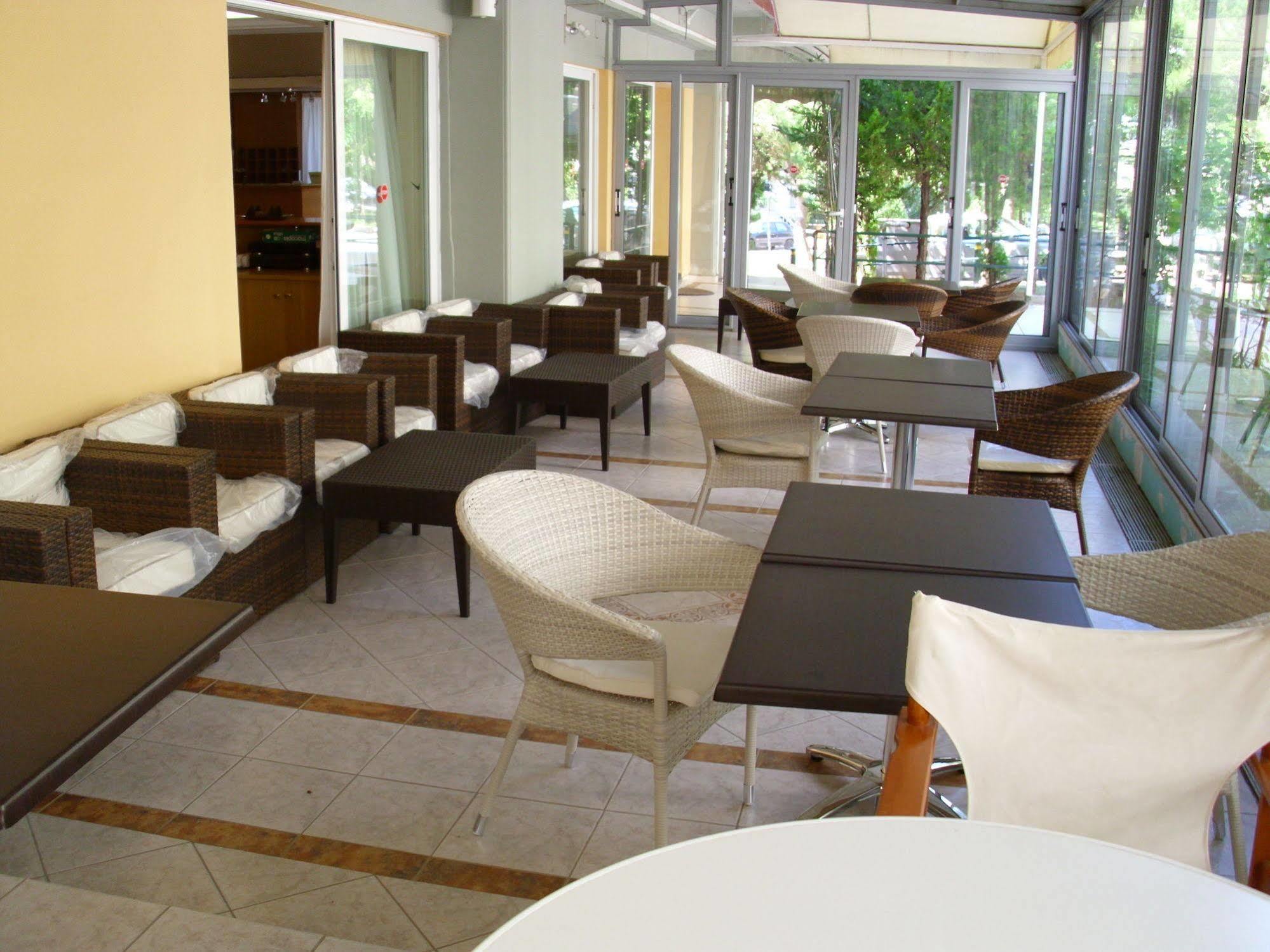 Hotel Cybele Pefki Athens Luaran gambar