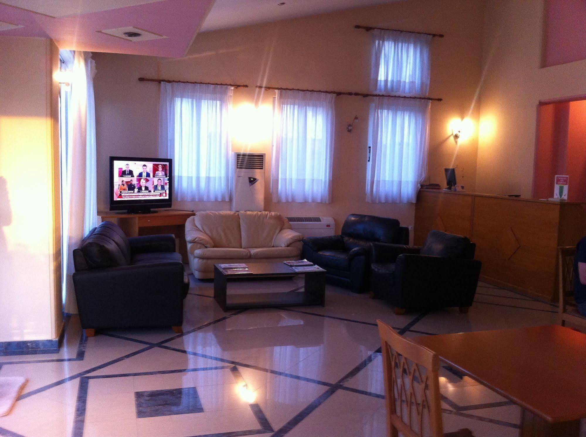 Hotel Cybele Pefki Athens Luaran gambar
