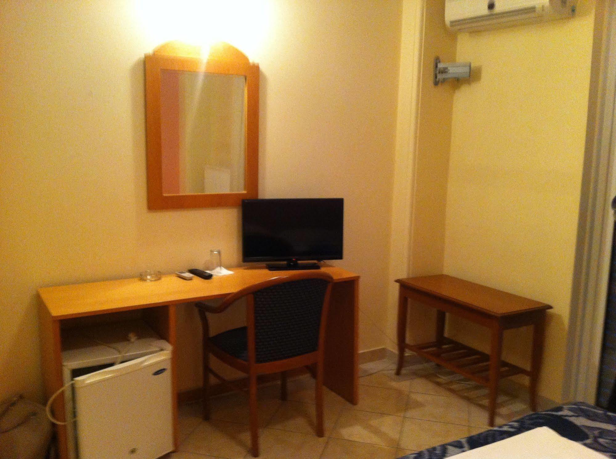 Hotel Cybele Pefki Athens Luaran gambar